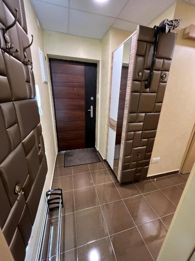 Parizsi Udvar Premium Apartman Apartment เดเบรตเซน ภายนอก รูปภาพ