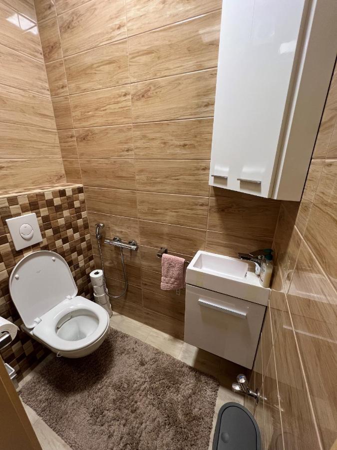 Parizsi Udvar Premium Apartman Apartment เดเบรตเซน ภายนอก รูปภาพ